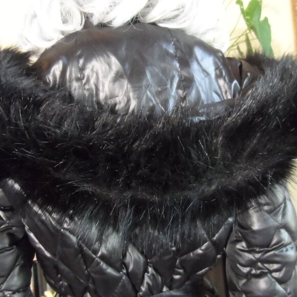 New Diane Von Furstenberg Black Quilted Down Coat w/Faux Fur Trim Hood Size S - Picture 12 of 16
